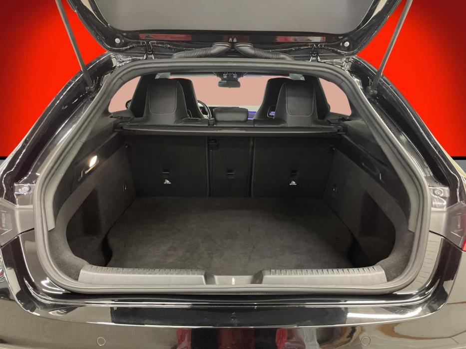 MERCEDES-BENZ CLA 2021