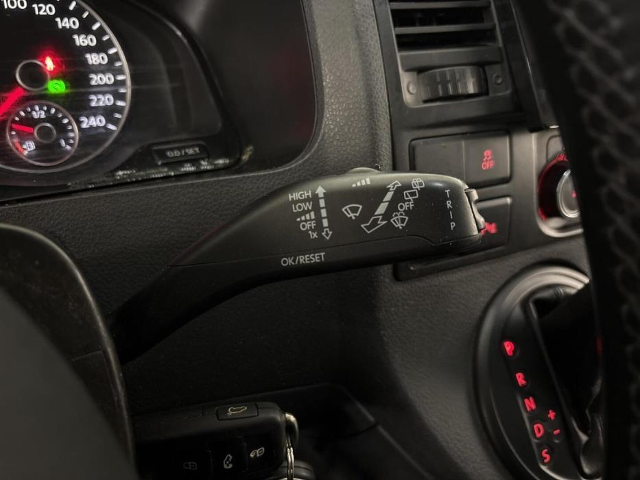 VOLKSWAGEN Caravelle 2010