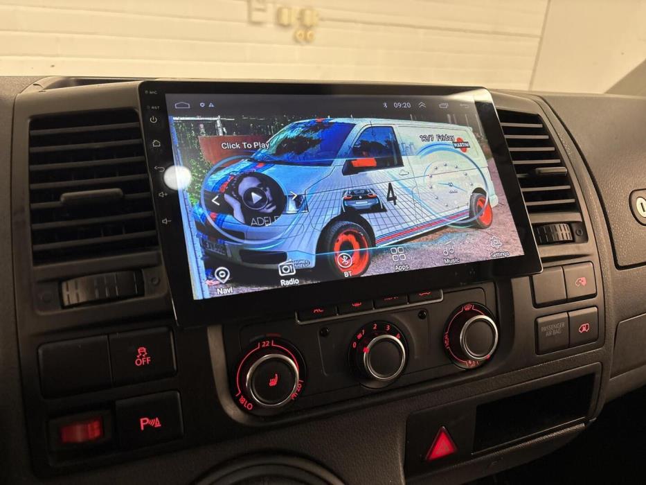 VOLKSWAGEN Caravelle 2010