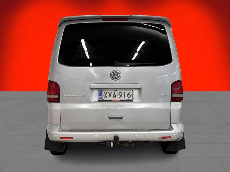 VOLKSWAGEN Caravelle 2010