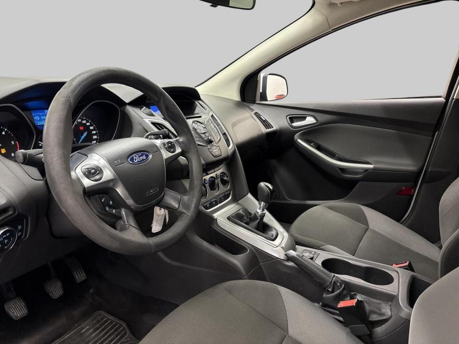 FORD Focus 2011