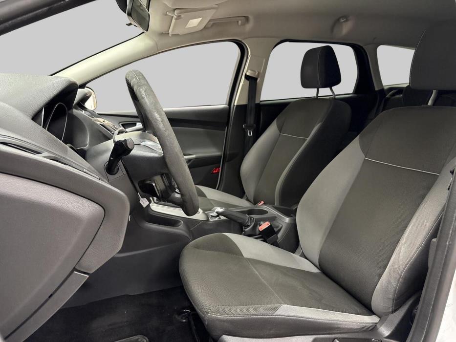 FORD Focus 2011