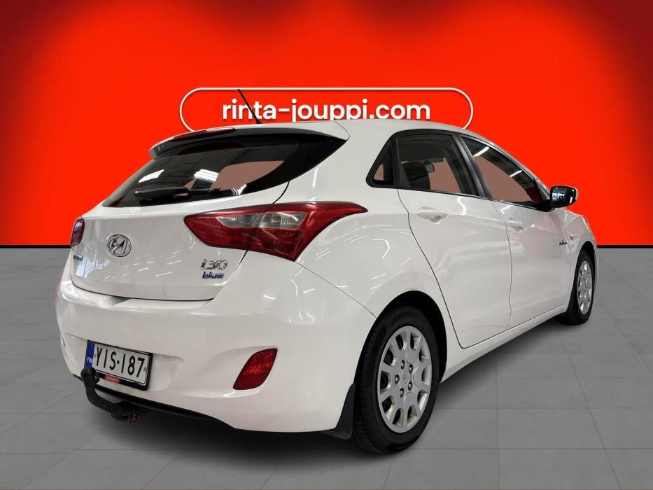 HYUNDAI i30 5d 2015