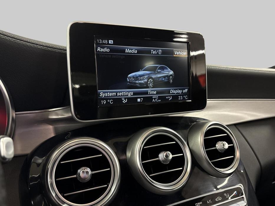 MERCEDES-BENZ C 2015