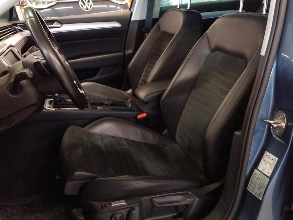 VOLKSWAGEN Passat 2016