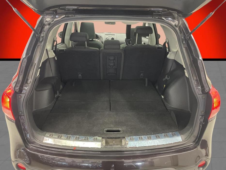 NISSAN Qashqai+2 2010