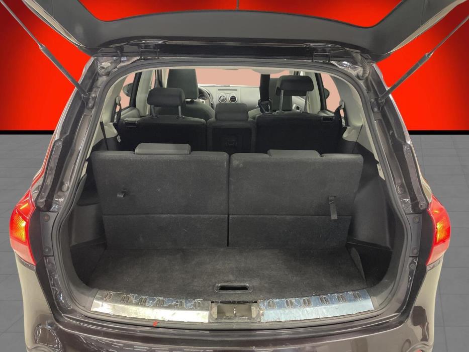 NISSAN Qashqai+2 2010