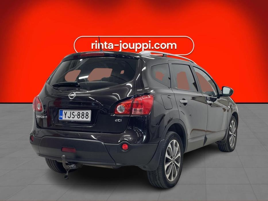 NISSAN Qashqai+2 2010