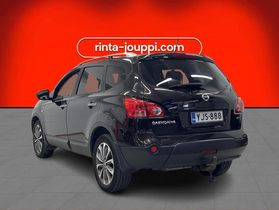NISSAN Qashqai+2 2010