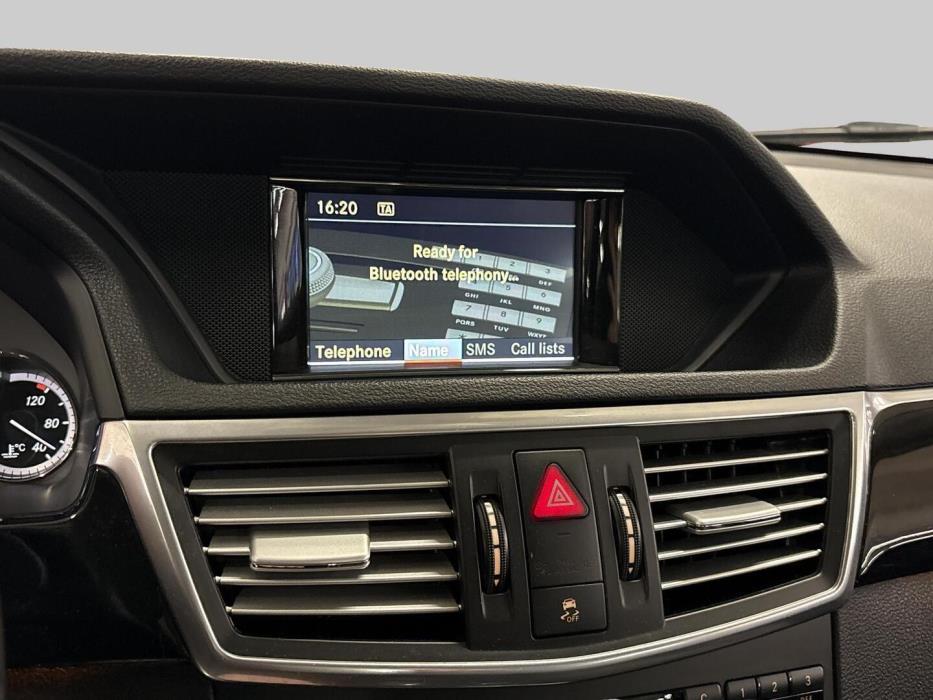 MERCEDES-BENZ E 2010