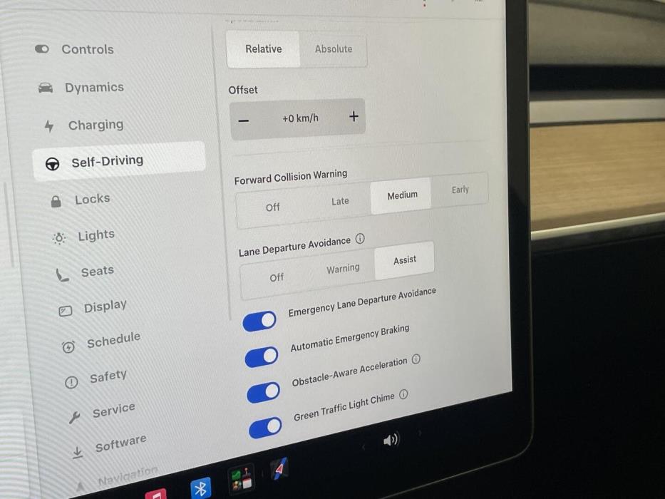 TESLA Model 3 2022