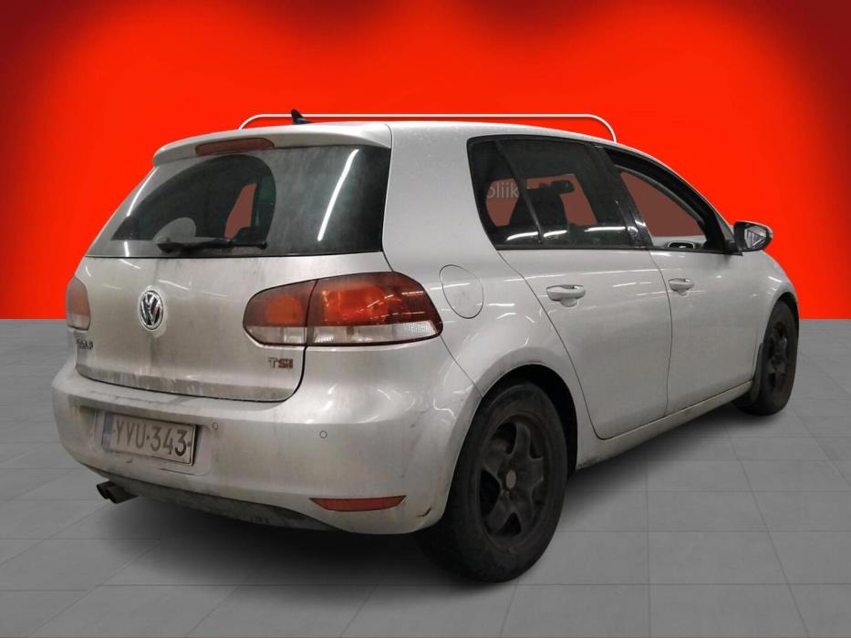 VOLKSWAGEN Golf 2009