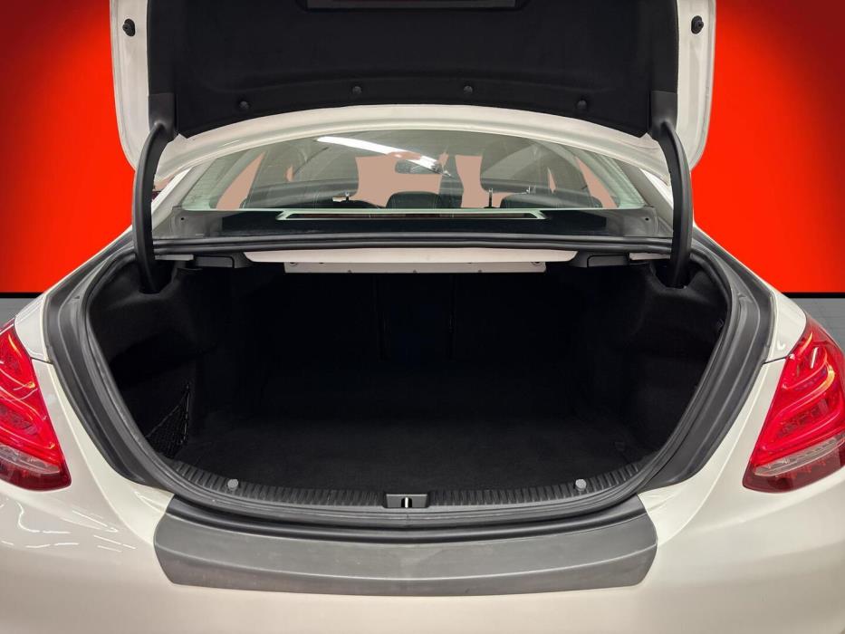 MERCEDES-BENZ C 2016