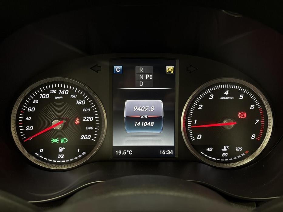 MERCEDES-BENZ C 2016
