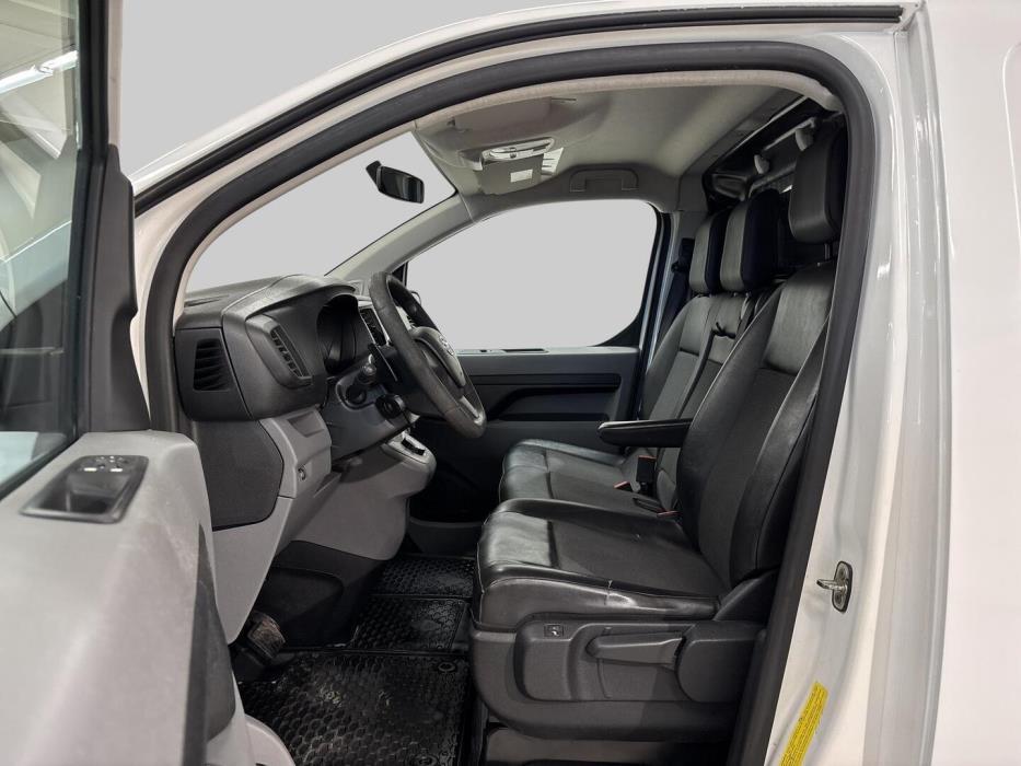 TOYOTA Proace 2016