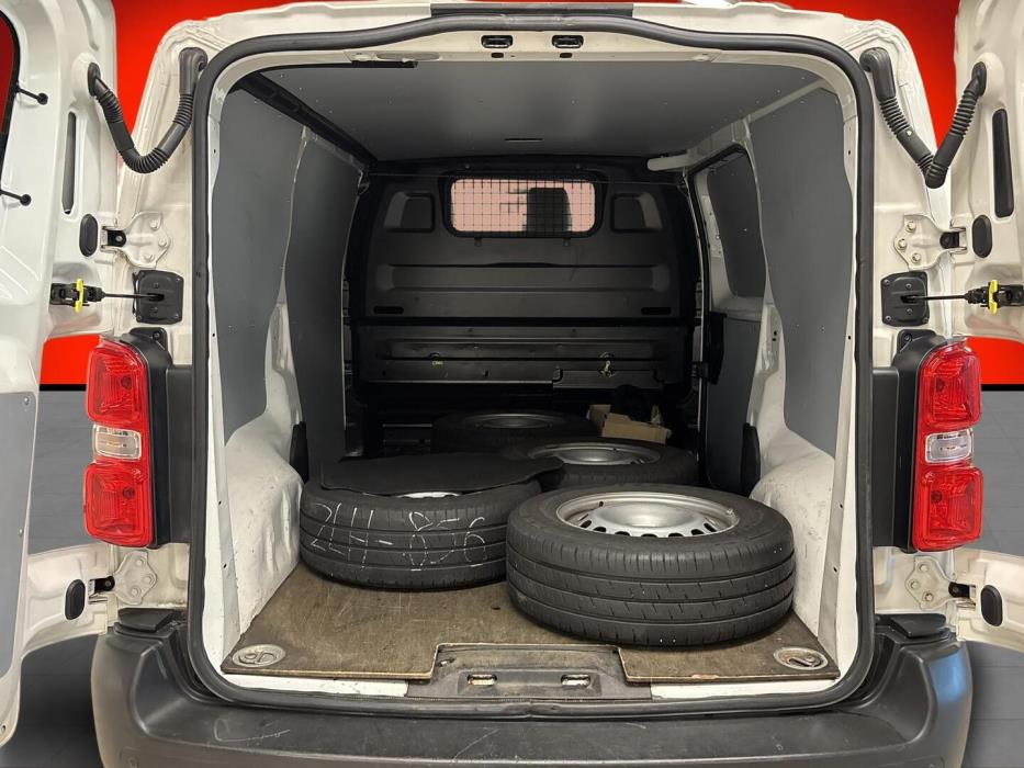 TOYOTA Proace 2016