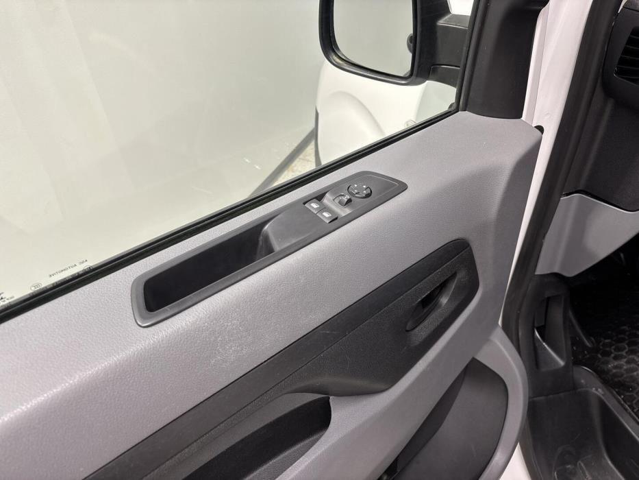 TOYOTA Proace 2016