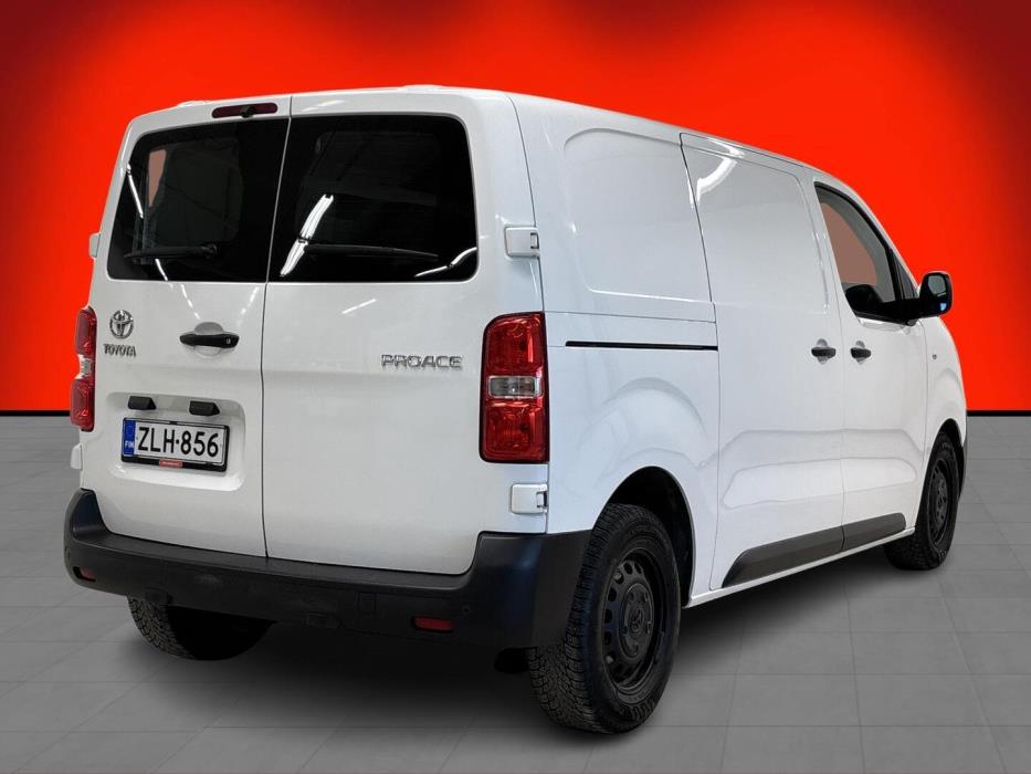 TOYOTA Proace 2016