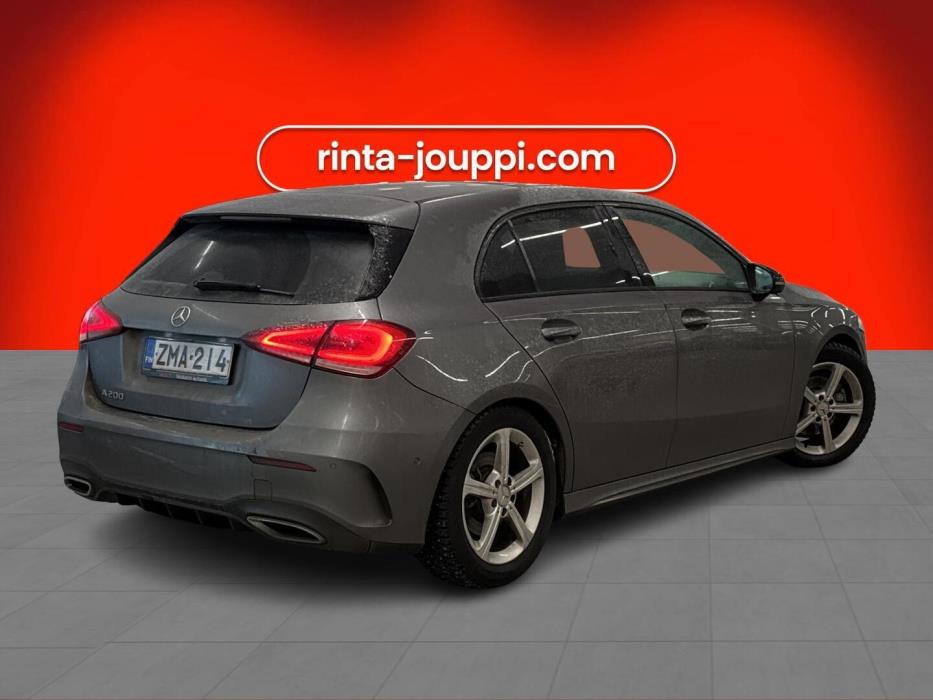 MERCEDES-BENZ A 2018