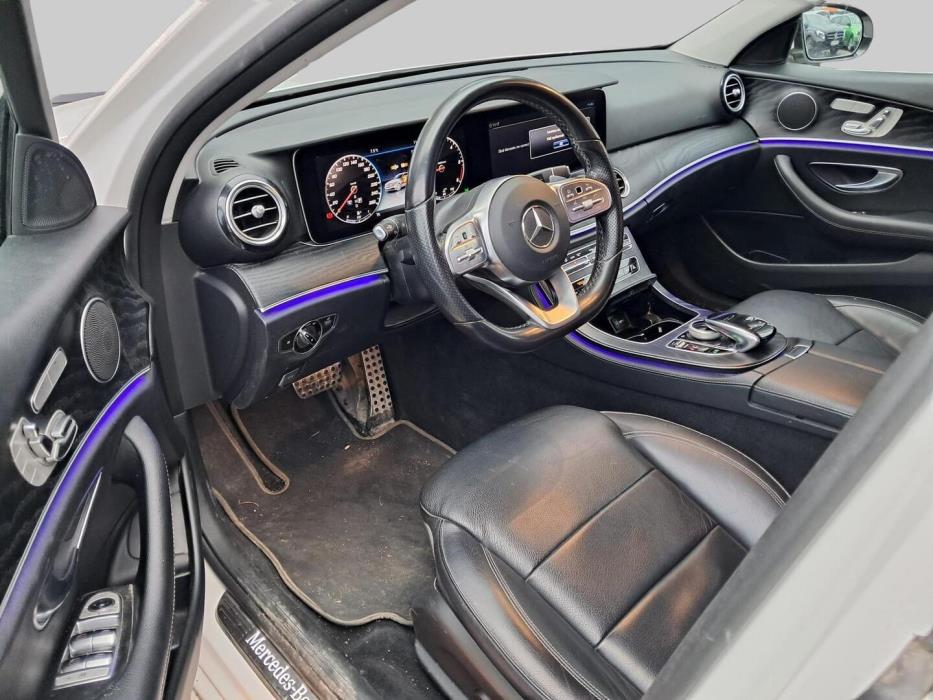 MERCEDES-BENZ E 2020