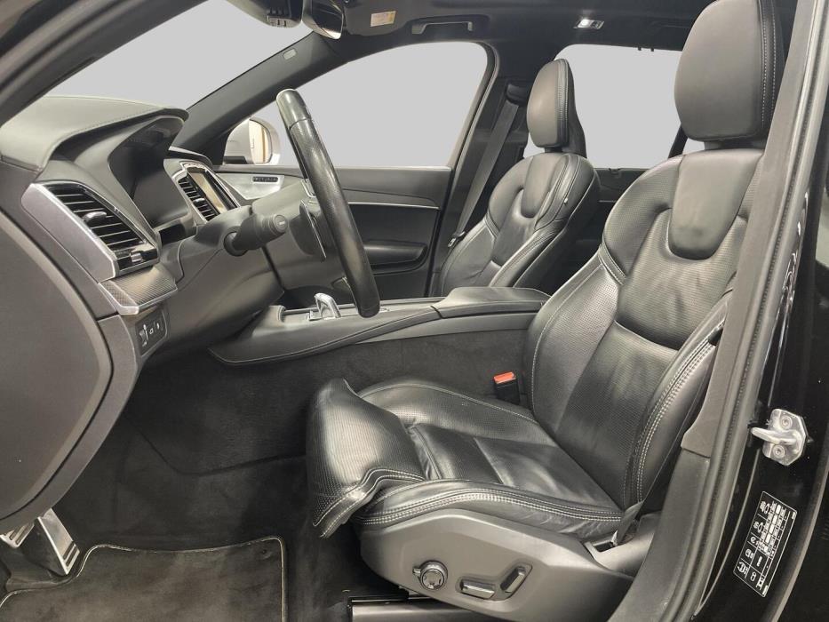 VOLVO XC90 2019