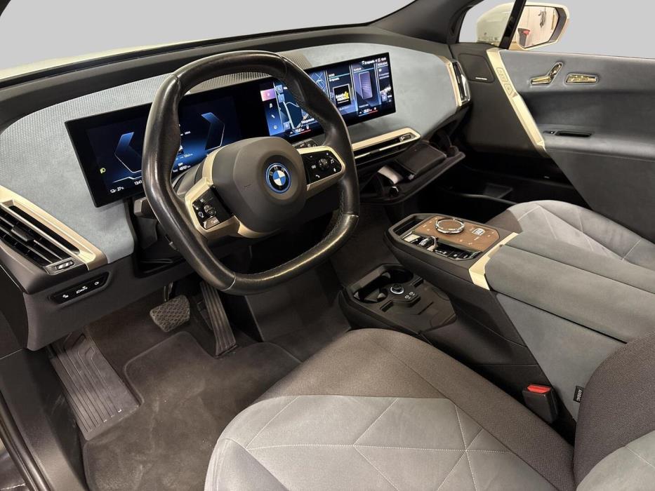 BMW IX 2022