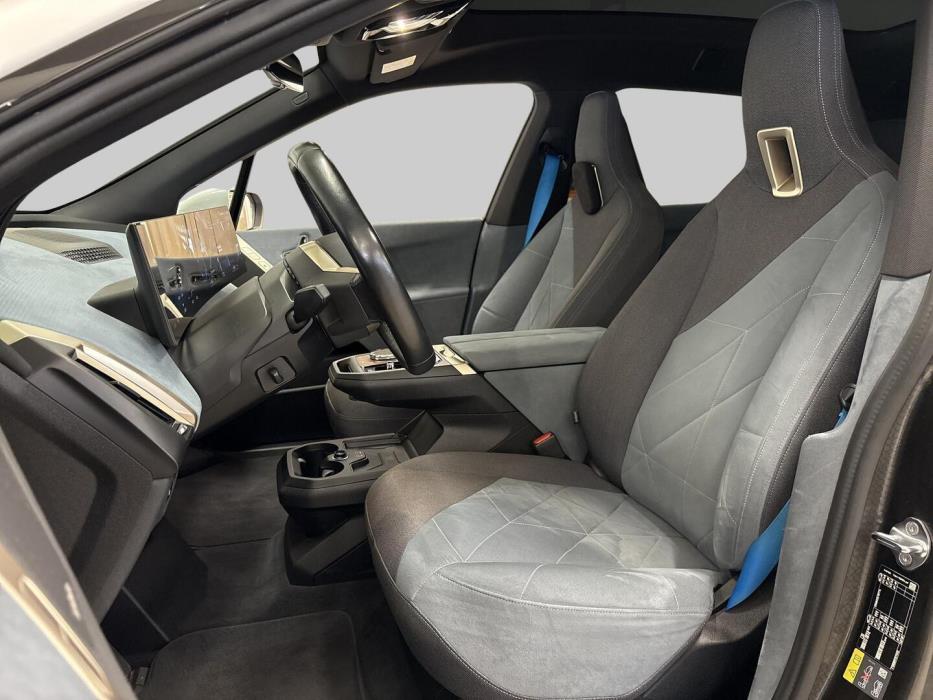 BMW IX 2022