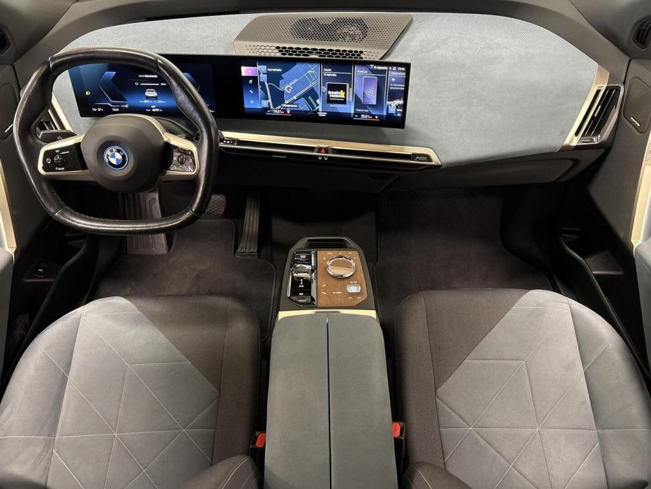BMW IX 2022