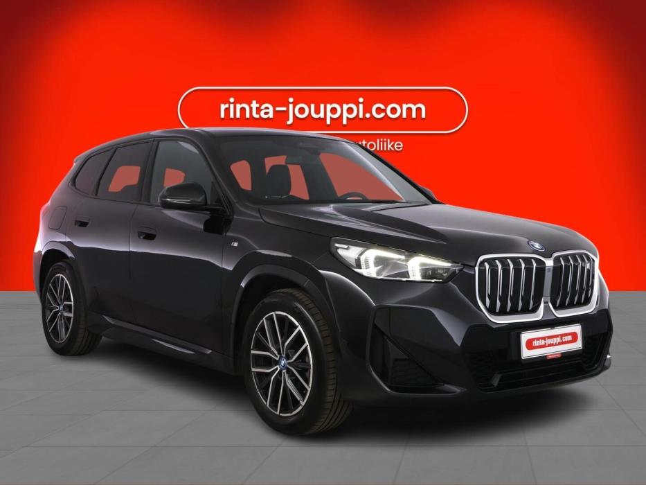 BMW IX1 2023