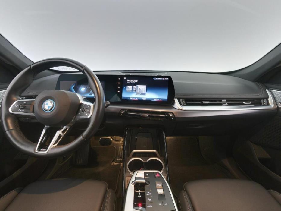 BMW IX1 2023