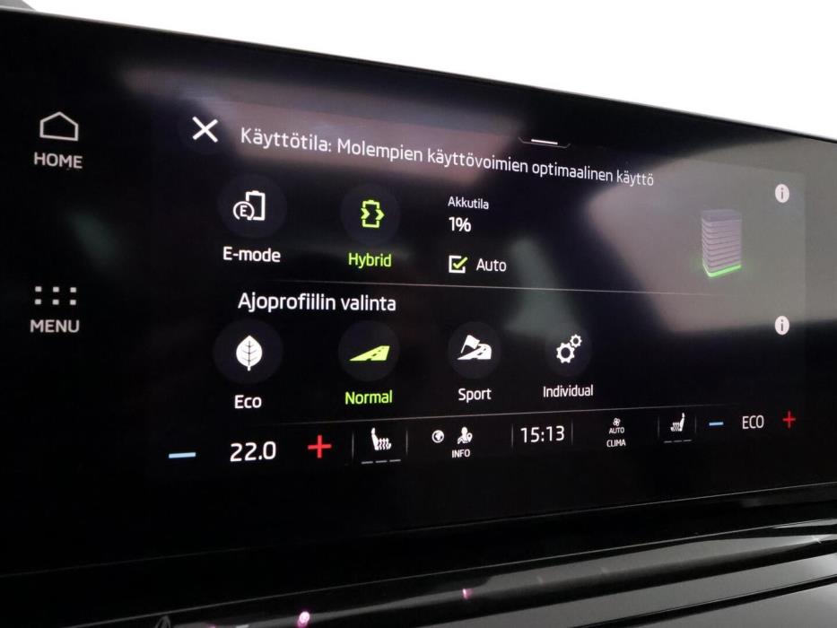 SKODA OCTAVIA 2023