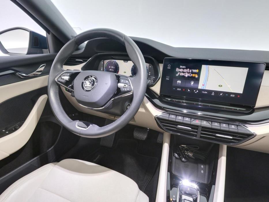 SKODA OCTAVIA 2023