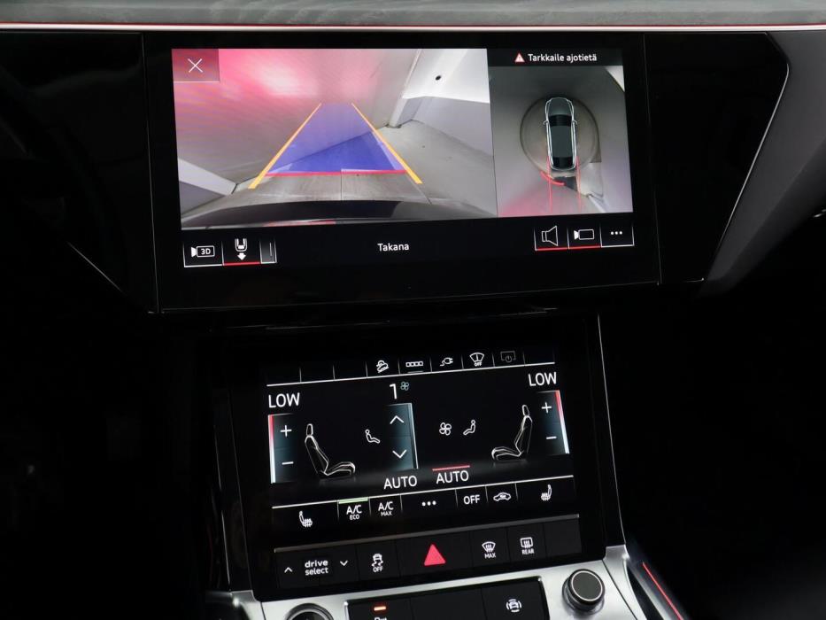 AUDI E-TRON 2022