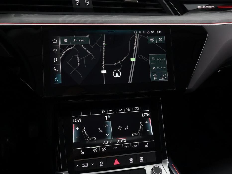AUDI E-TRON 2022