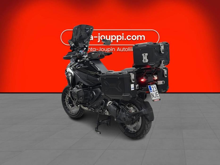 BMW R 2025