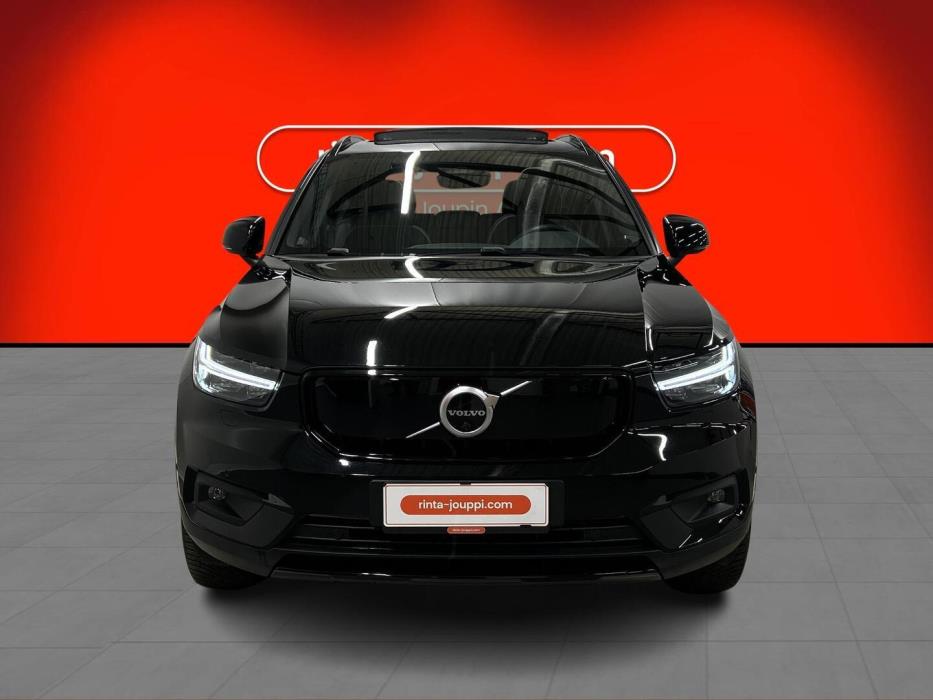 VOLVO XC40 2022