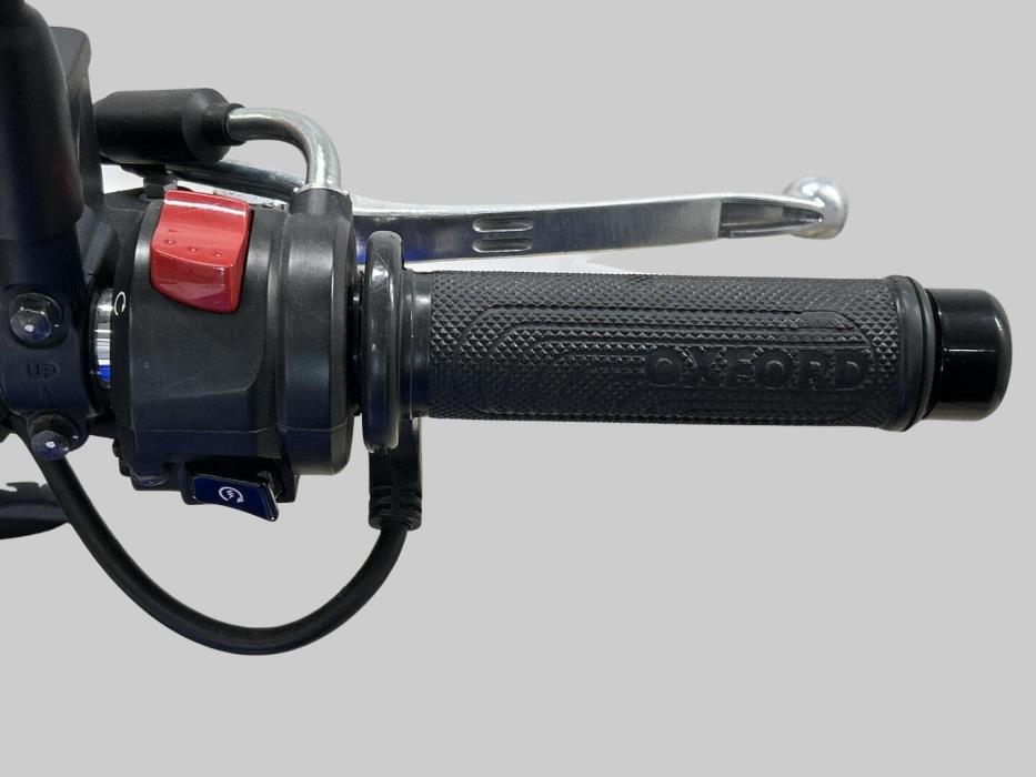 SUZUKI SFV 650 GLADIUS 2014