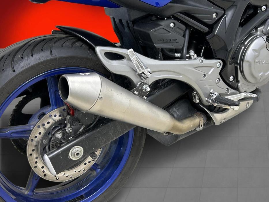 SUZUKI SFV 650 GLADIUS 2014