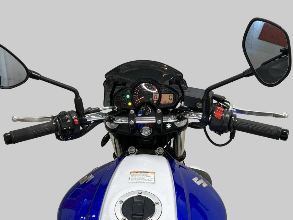 SUZUKI SFV 650 GLADIUS 2014