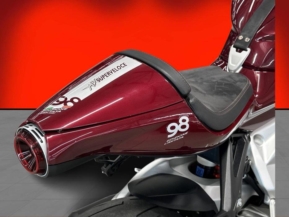 MV AGUSTA Superveloce 2024