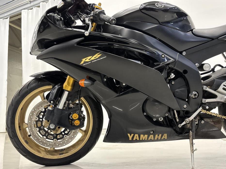 YAMAHA YZF-R6 2008