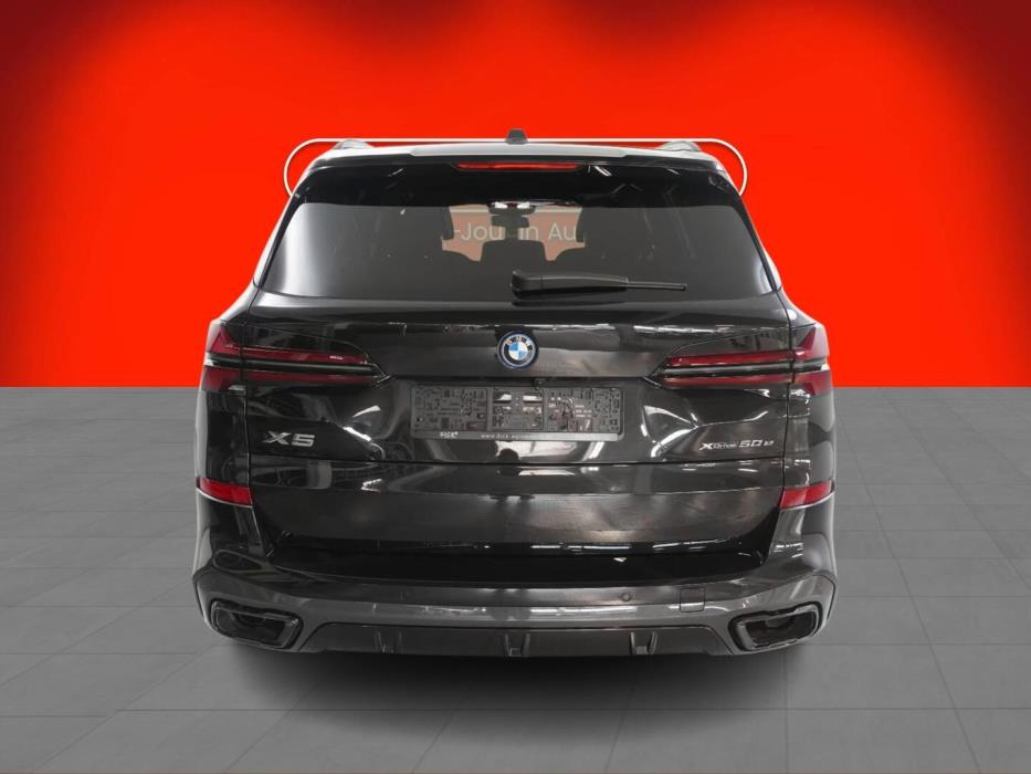 BMW X5 2024
