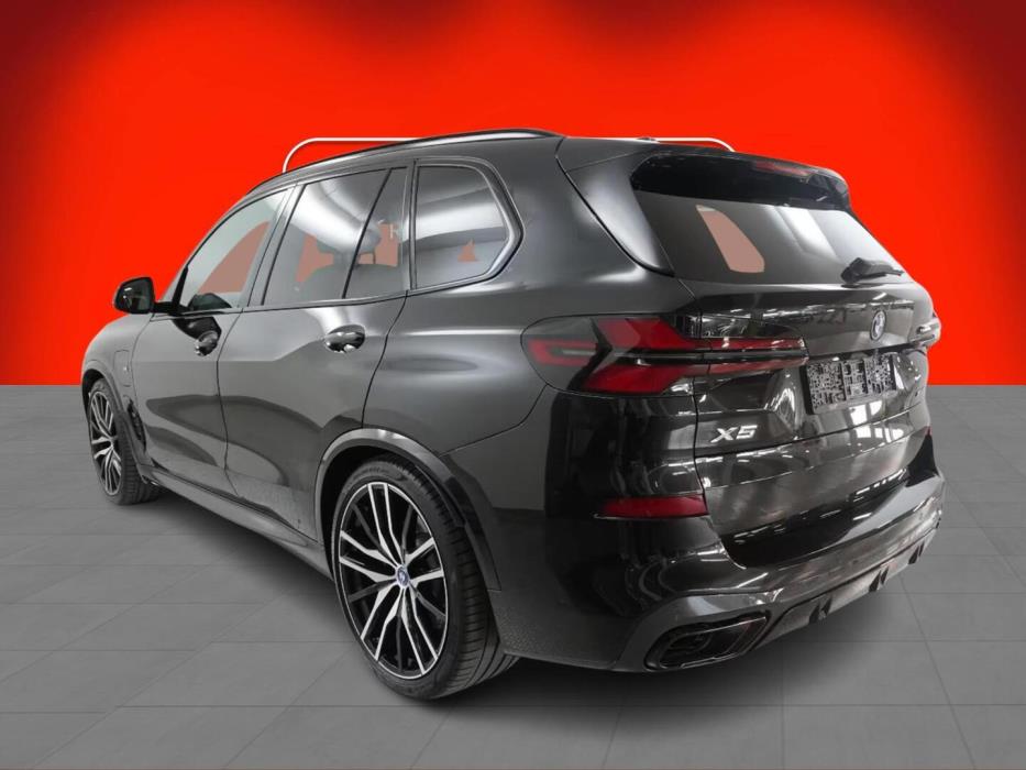 BMW X5 2024