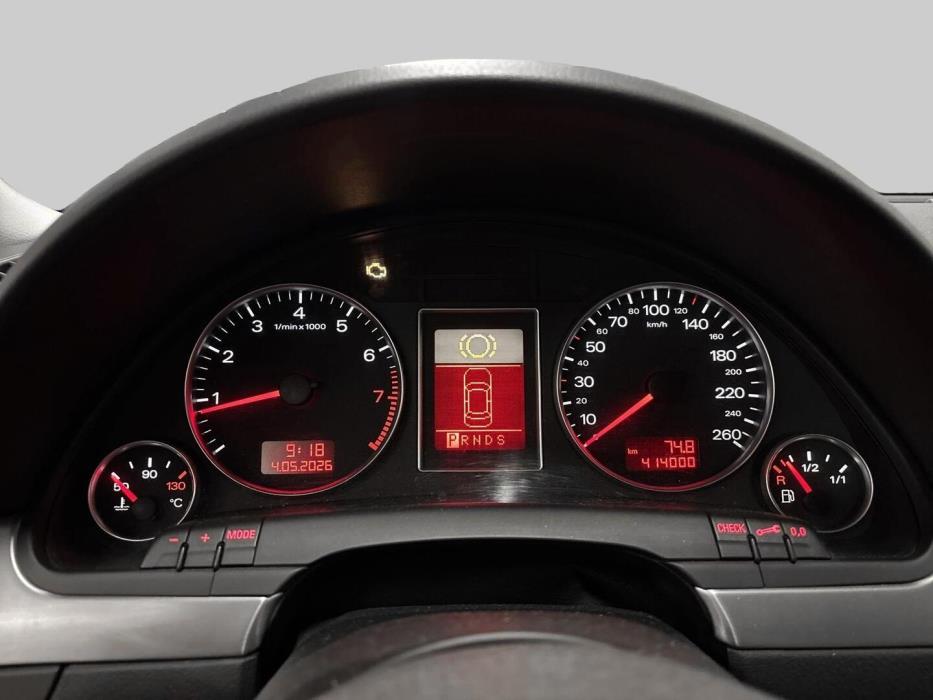 AUDI A4 2005