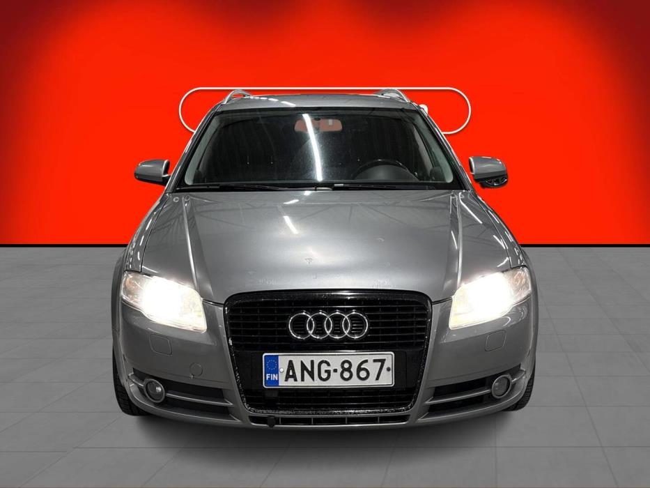 AUDI A4 2005