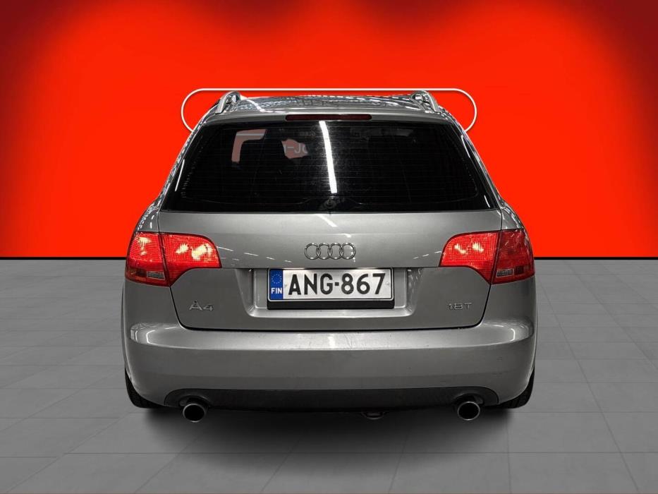 AUDI A4 2005