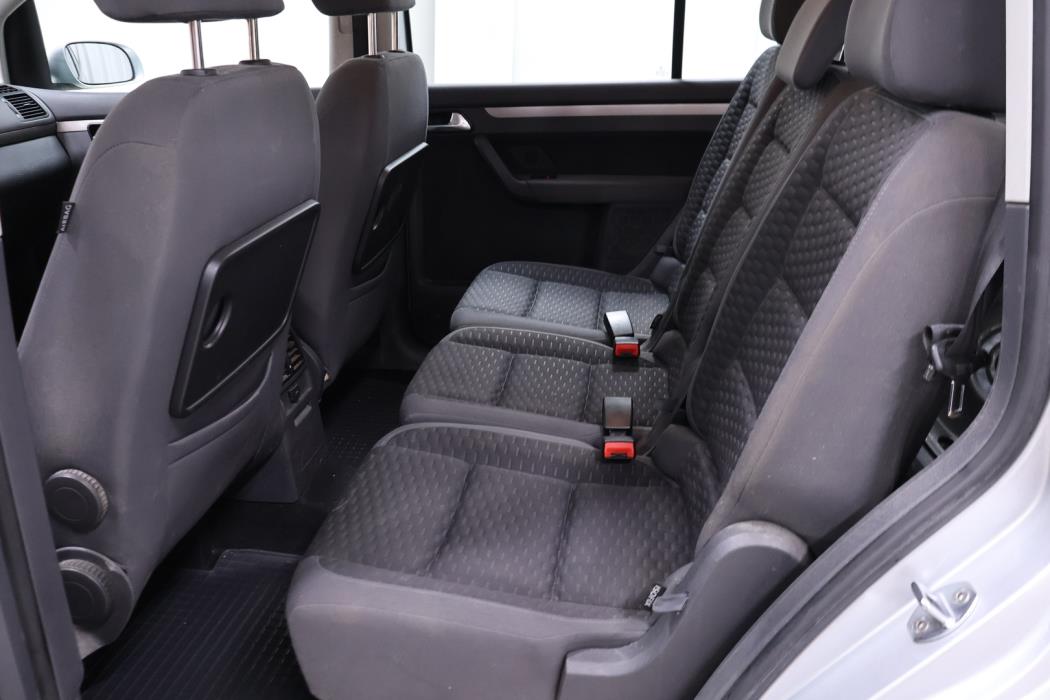 VOLKSWAGEN Touran 2008