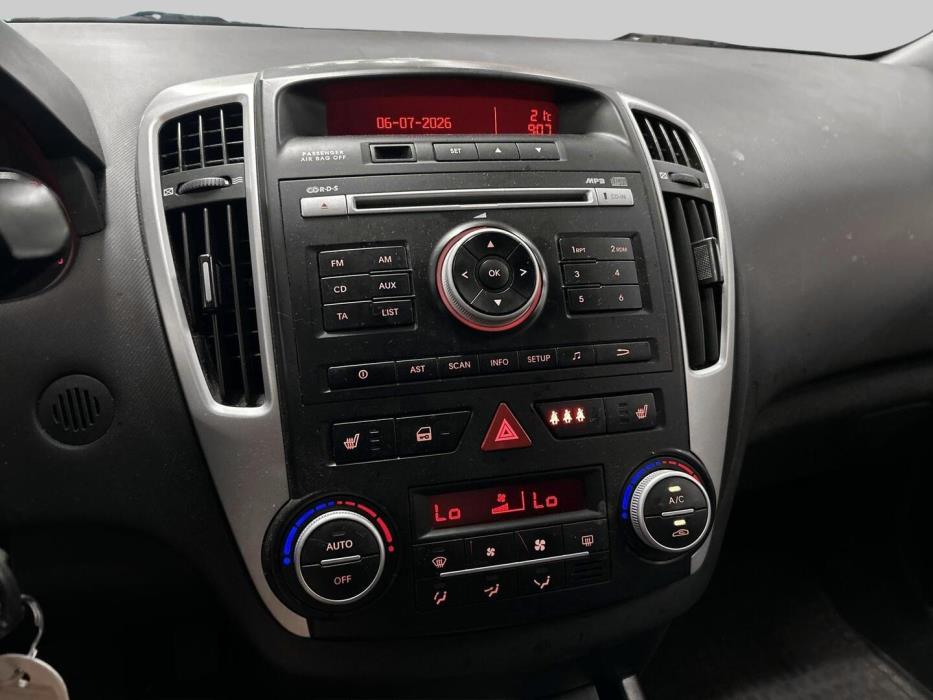KIA cee'd 2011