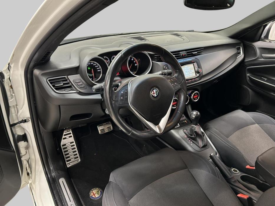 ALFA ROMEO Giulietta 2016