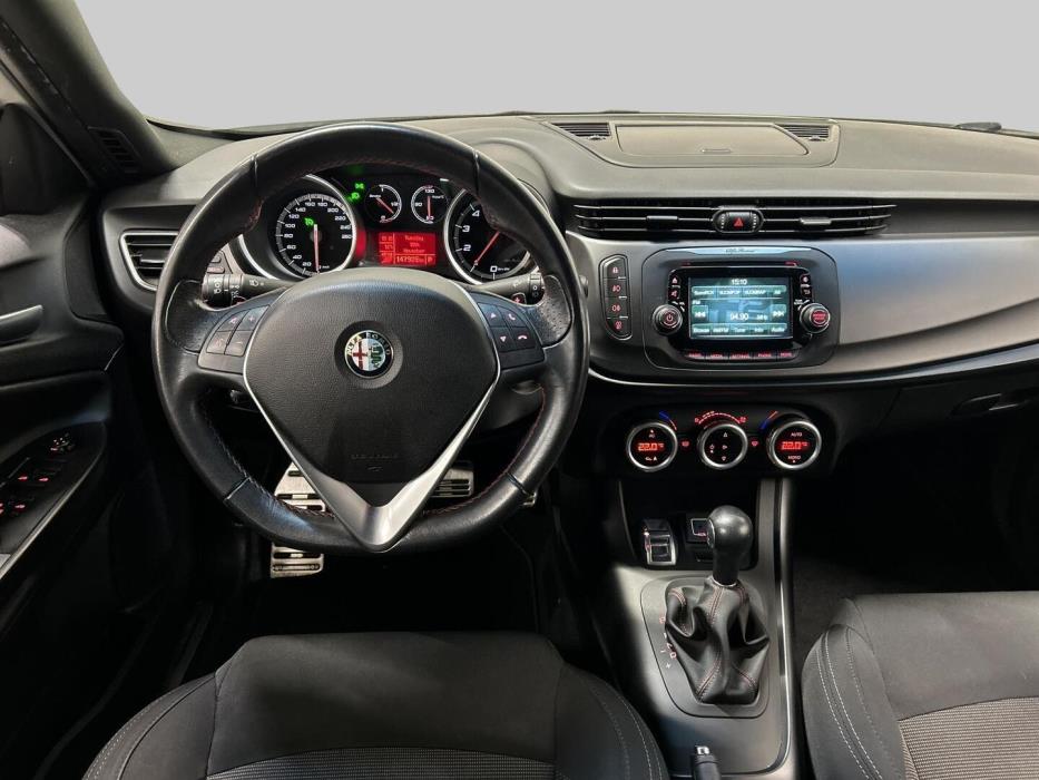 ALFA ROMEO Giulietta 2016